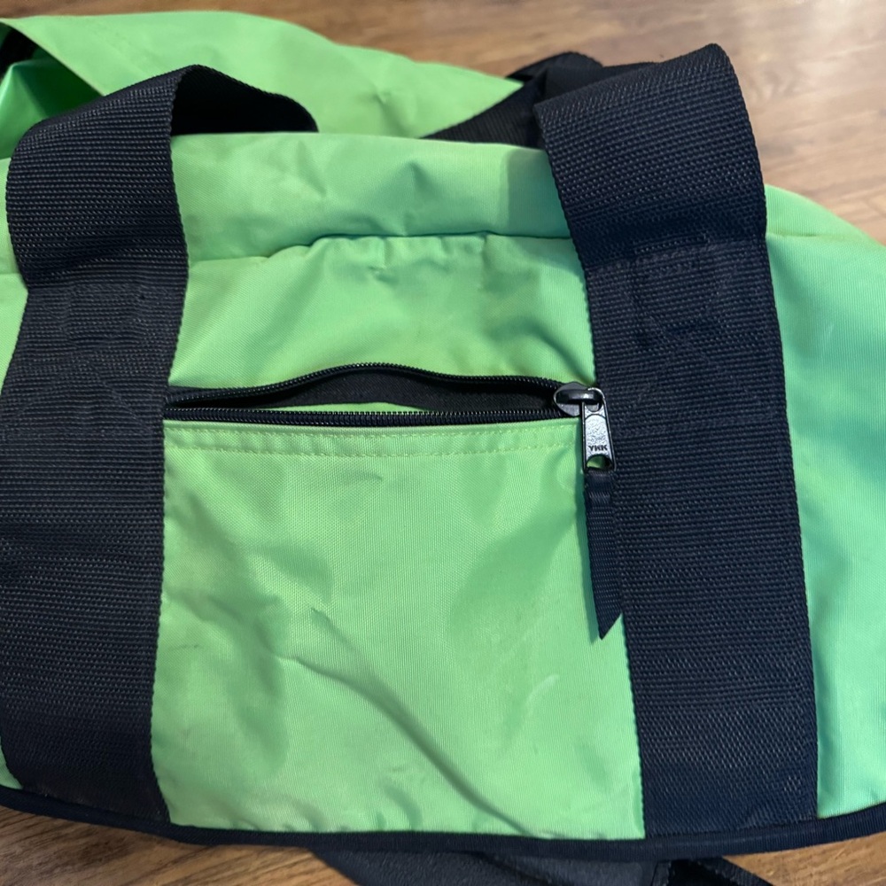 L.L. Bean adventure duffle medium - Picture 8 of 9